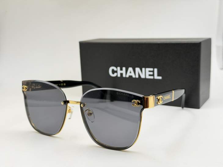 Picture of Chanel Sunglasses _SKUfw80235767fw